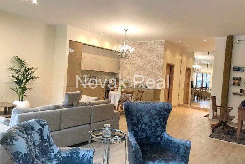 Зал-со-стороны-камина