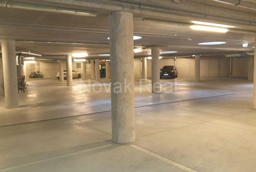 72e5fd57-900f-42d3-be09-df7f3ebae61d