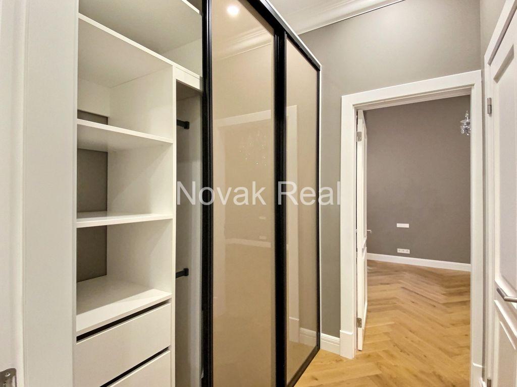 Apartment for rent in the Quiet City Center, on Ausekla street.