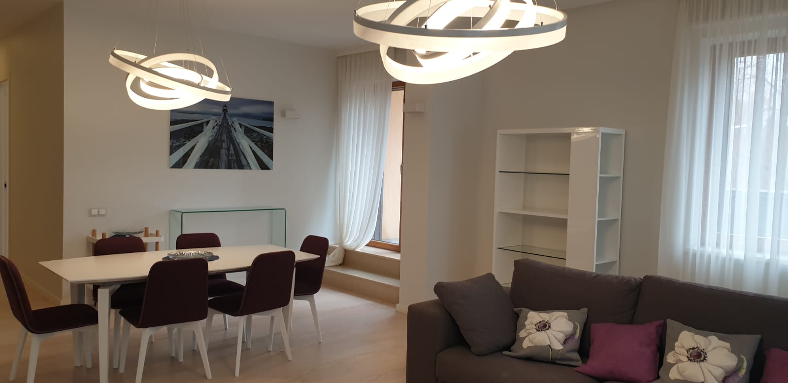 Large 3-room apartment for rent in Bulduri