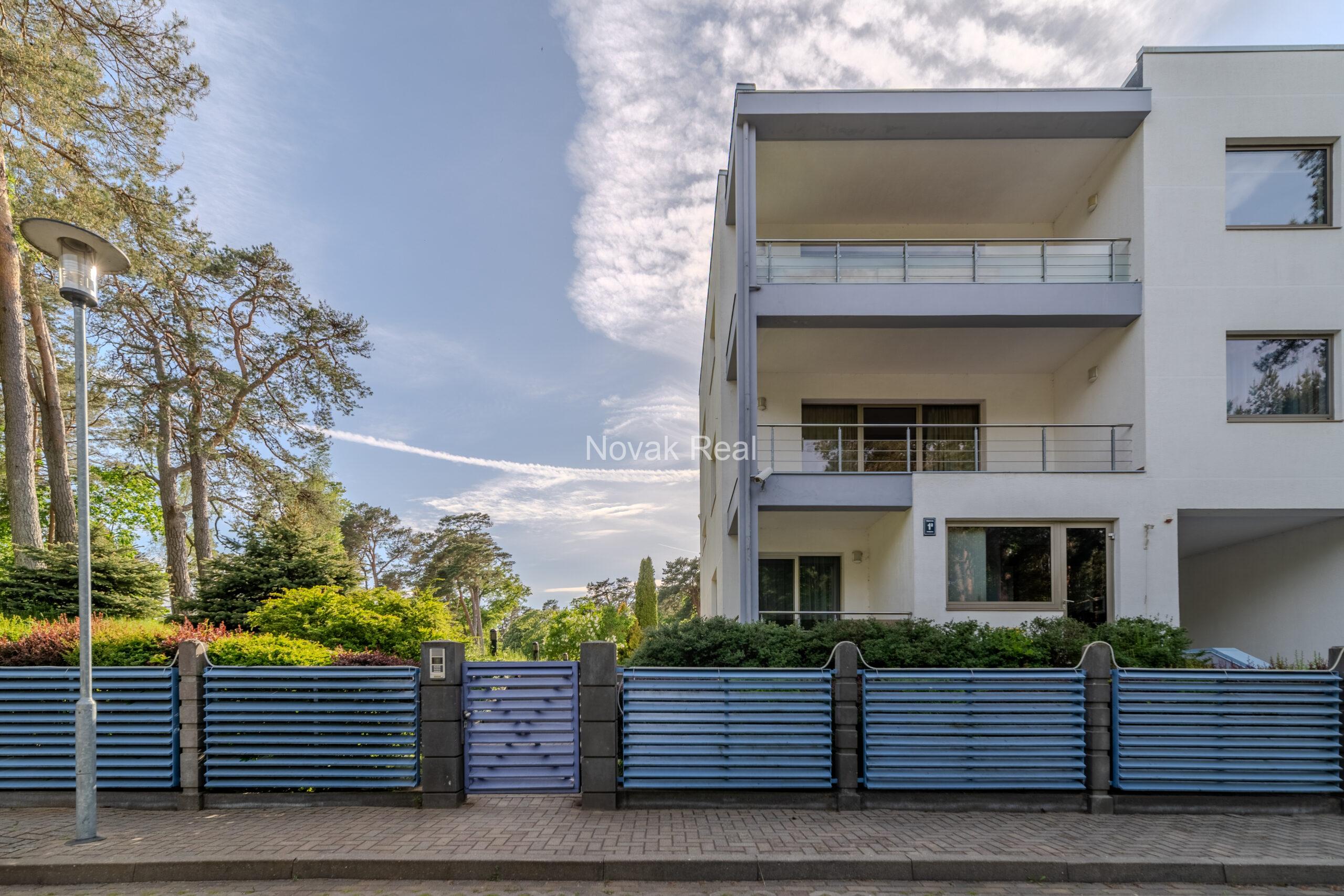 Продается квартира с видом на море и дюны в тихом, зеленом районе Юрмалы