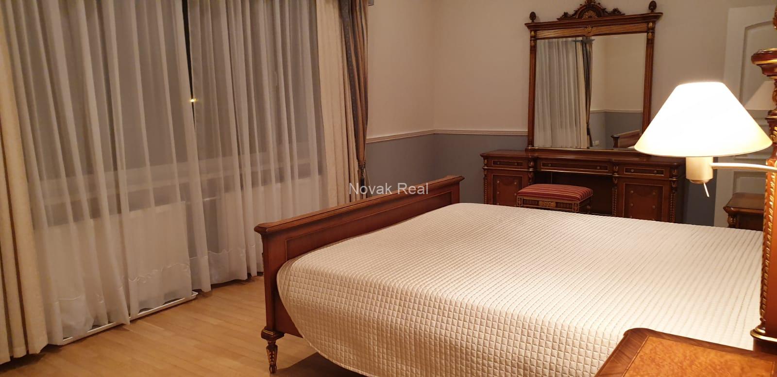 A house for sale in a quiet part of Jūrmala, near the yacht club, offering beautiful views of the river