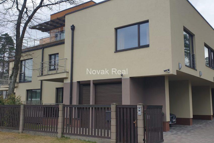 PHOTO-2020-03-10-17-18-49-2-1