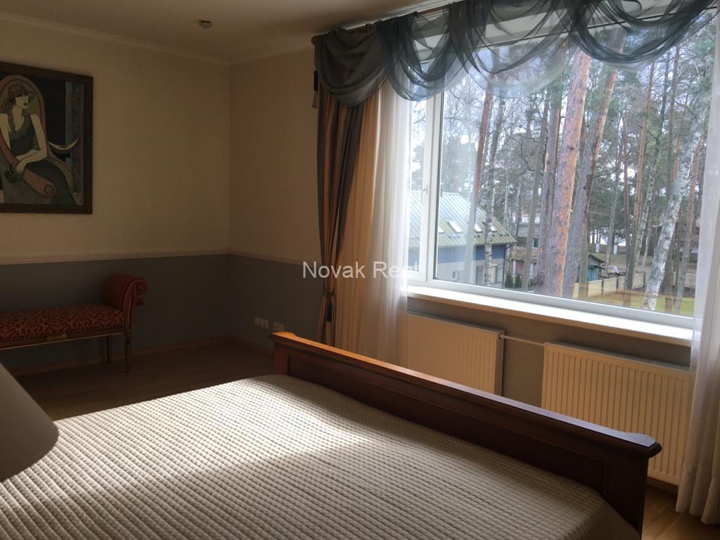 A house for sale in a quiet part of Jūrmala, near the yacht club, offering beautiful views of the river