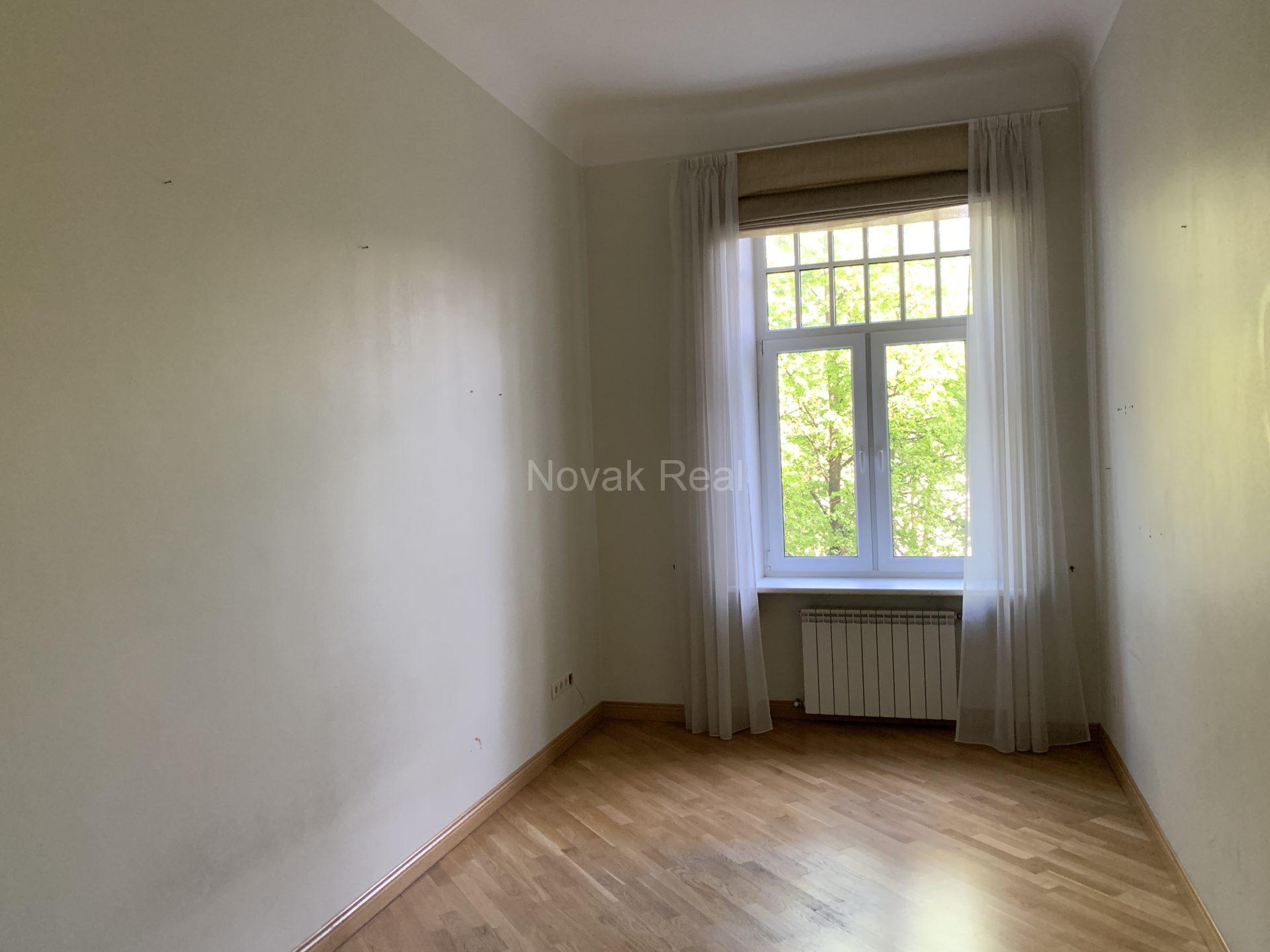 A flat for rent in the embassy district, Elizabetes street