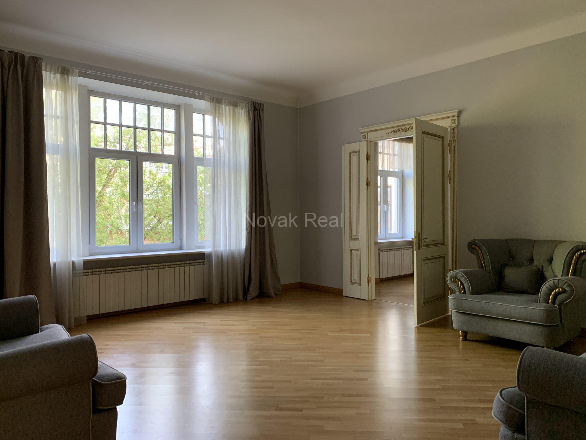 A flat for rent in the embassy district, Elizabetes street