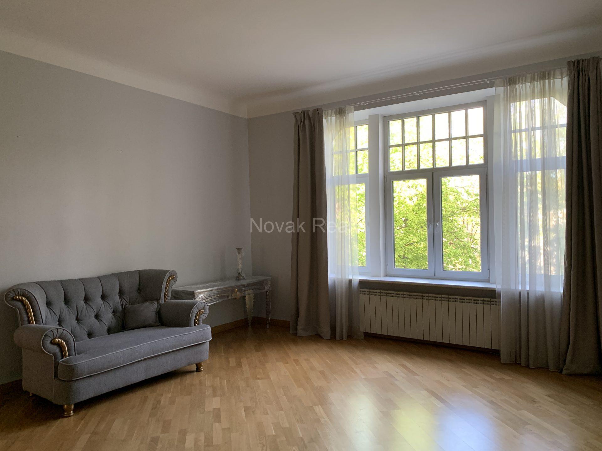 A flat for rent in the embassy district, Elizabetes street
