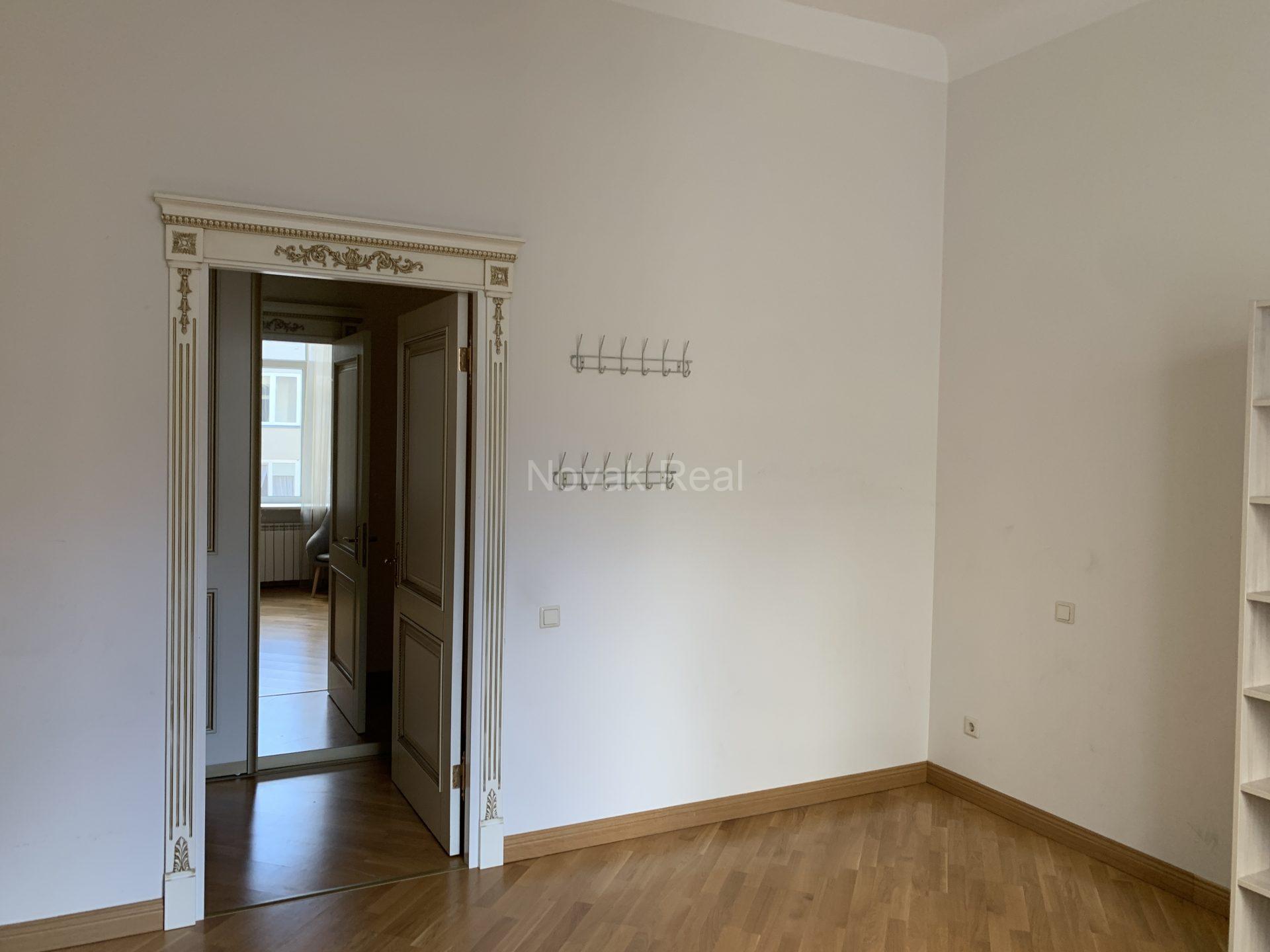 A flat for rent in the embassy district, Elizabetes street