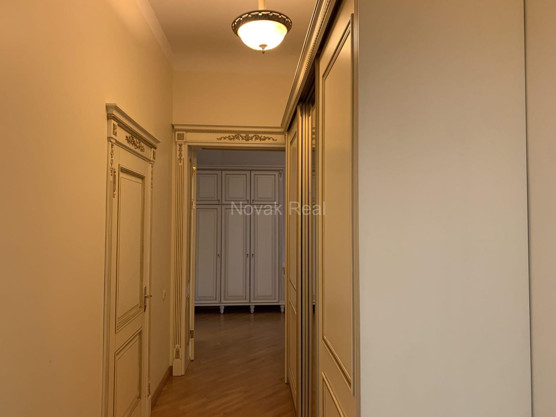 A flat for rent in the embassy district, Elizabetes street