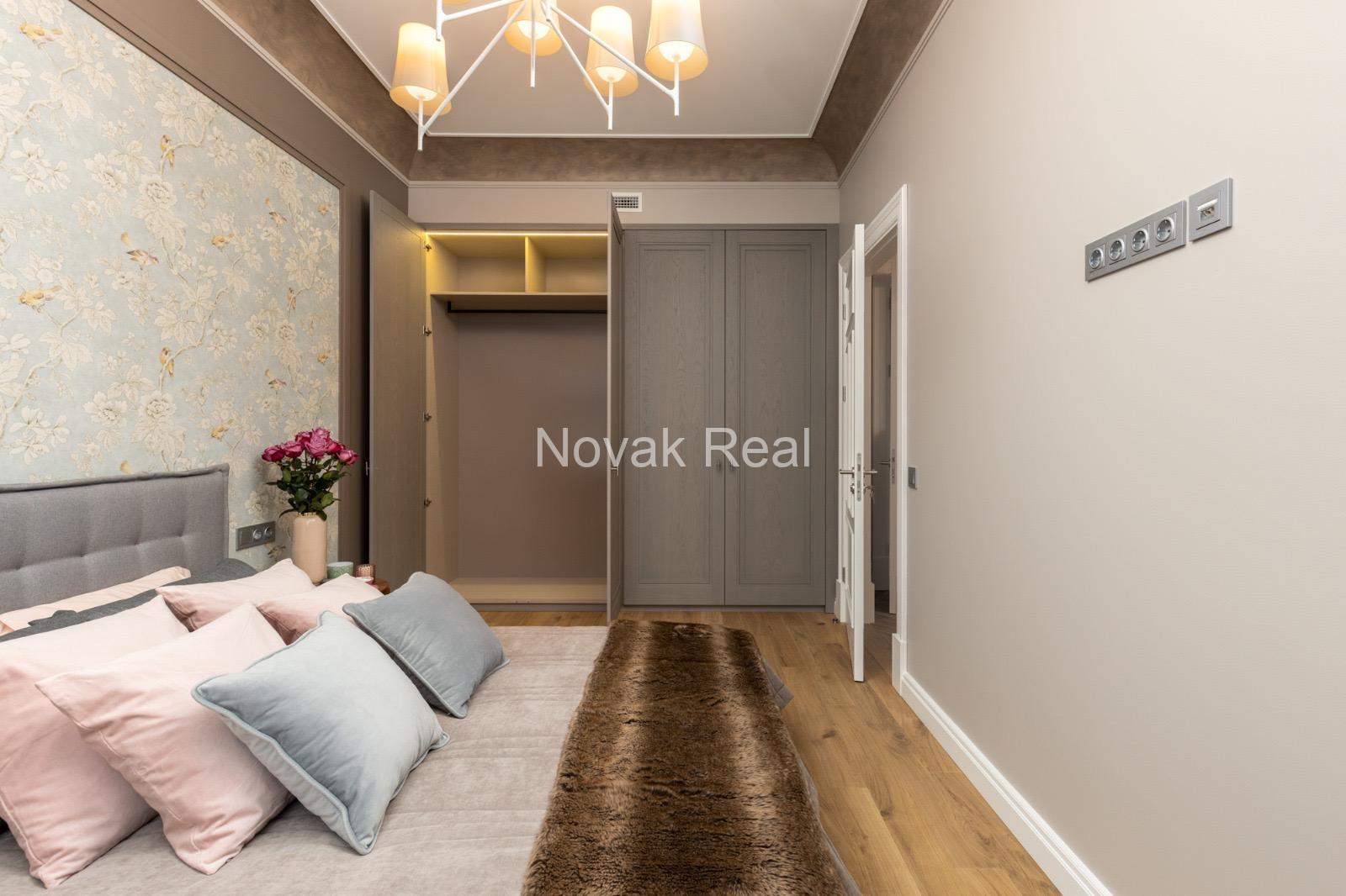 A new apartment for rent in a quiet centre, in a renovated building