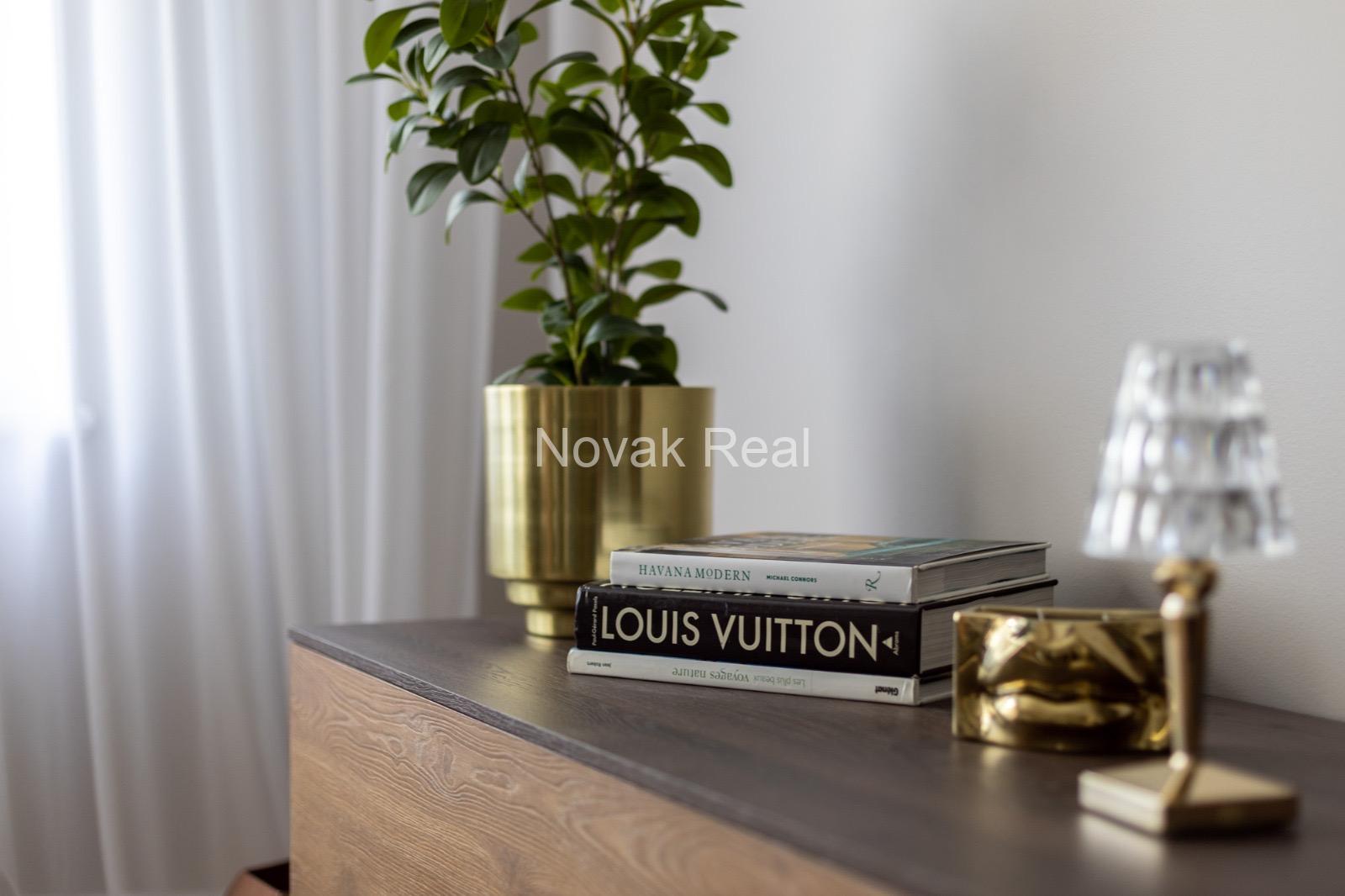 A new apartment for rent in a quiet centre, in a renovated building