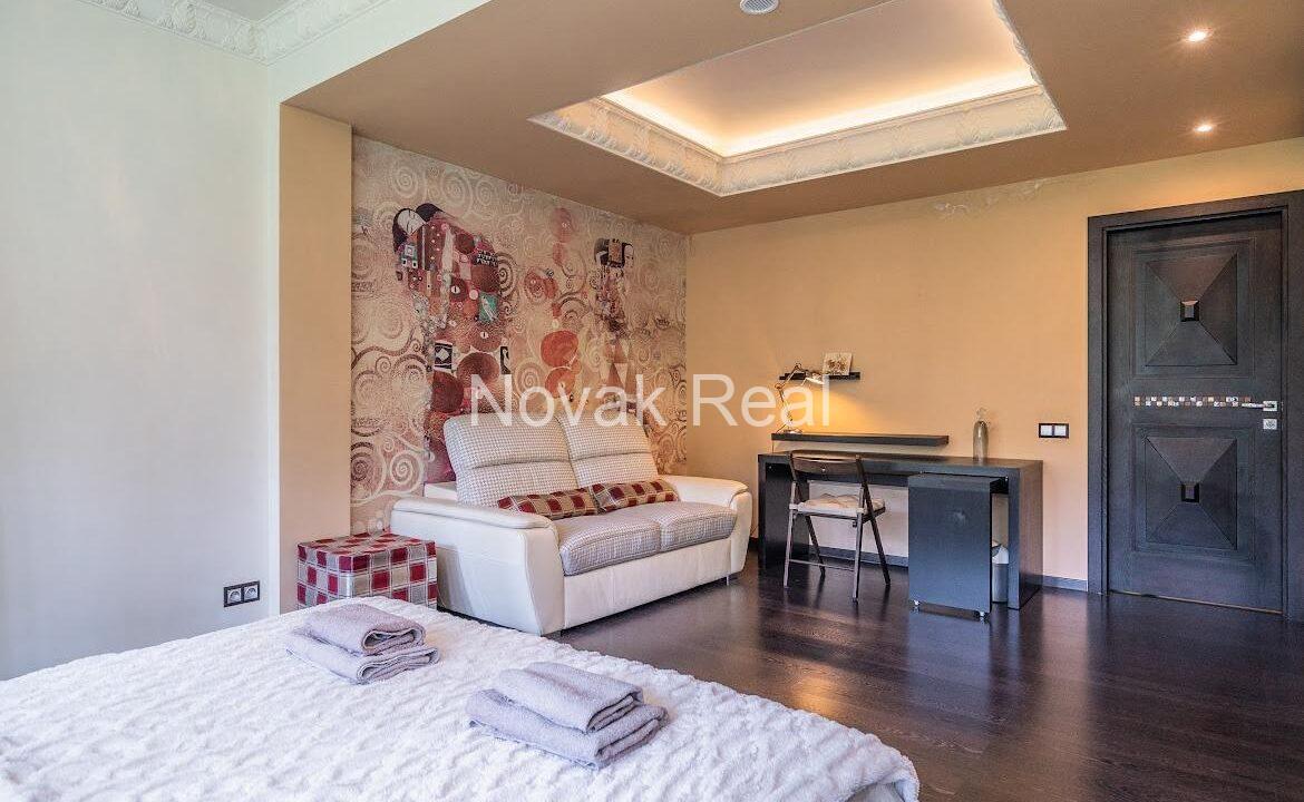 WhatsApp Image 2026-02-12 at 13.42.35 (3)