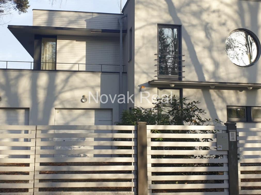 In Jurmala, near the sea, in a quiet place, a house is available for long-term rent