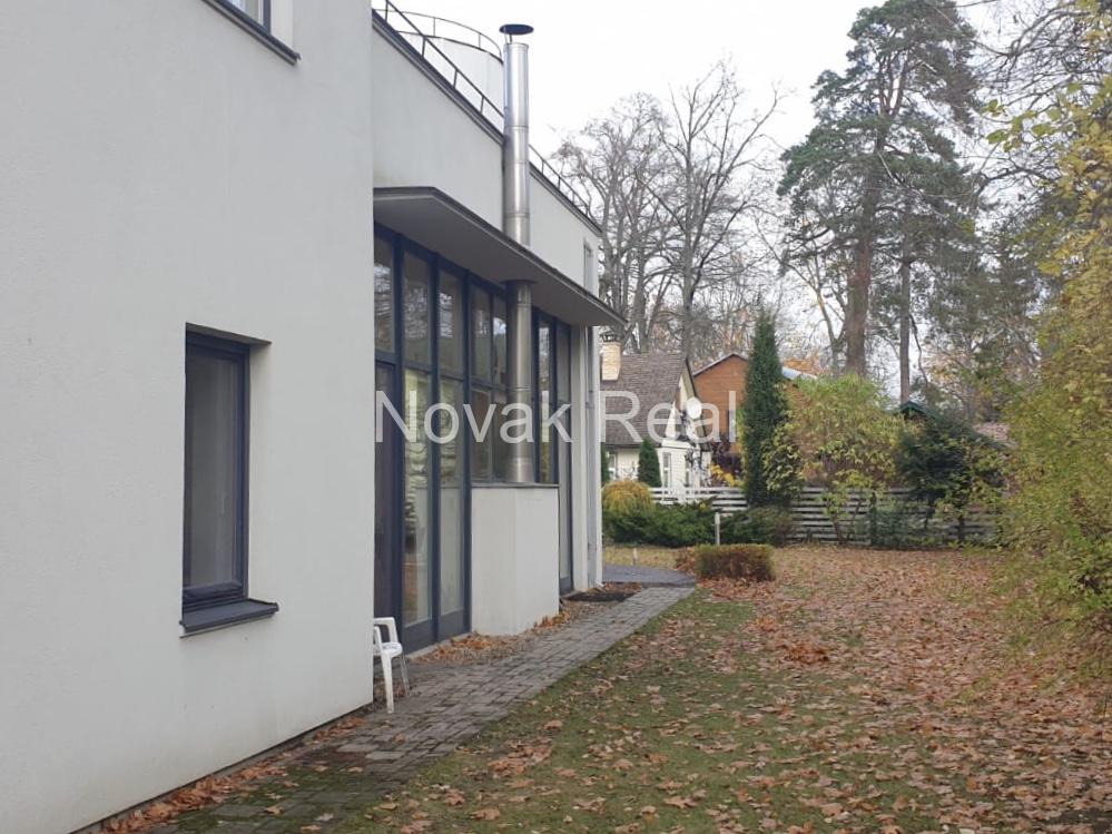 In Jurmala, near the sea, in a quiet place, a house is available for long-term rent