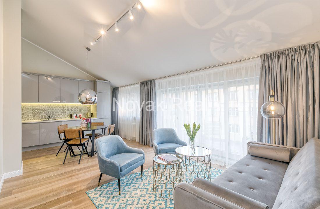 61B9431D-27ED-4489-A422-82A6D4A3EBD2