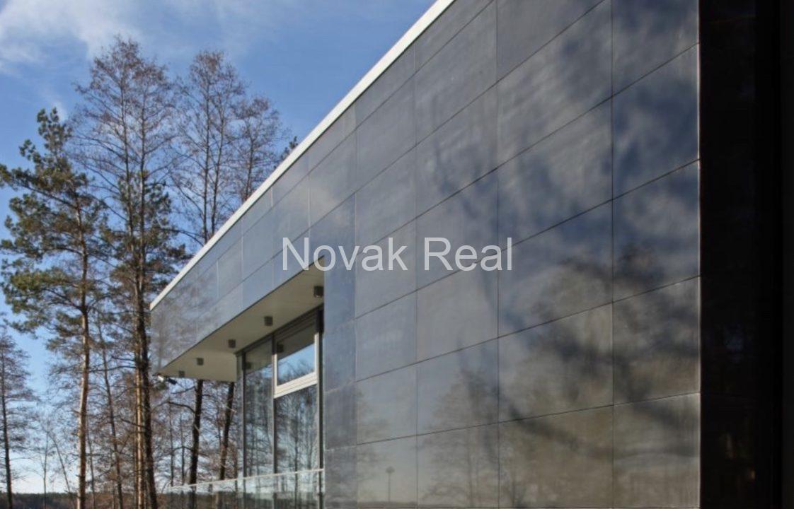 6C166E1A-AB25-4B01-8C22-329441C61DDA