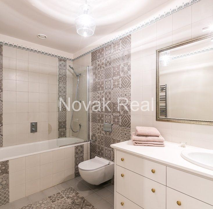 A40E7184-A08D-400F-A5CA-AF61B56741B9