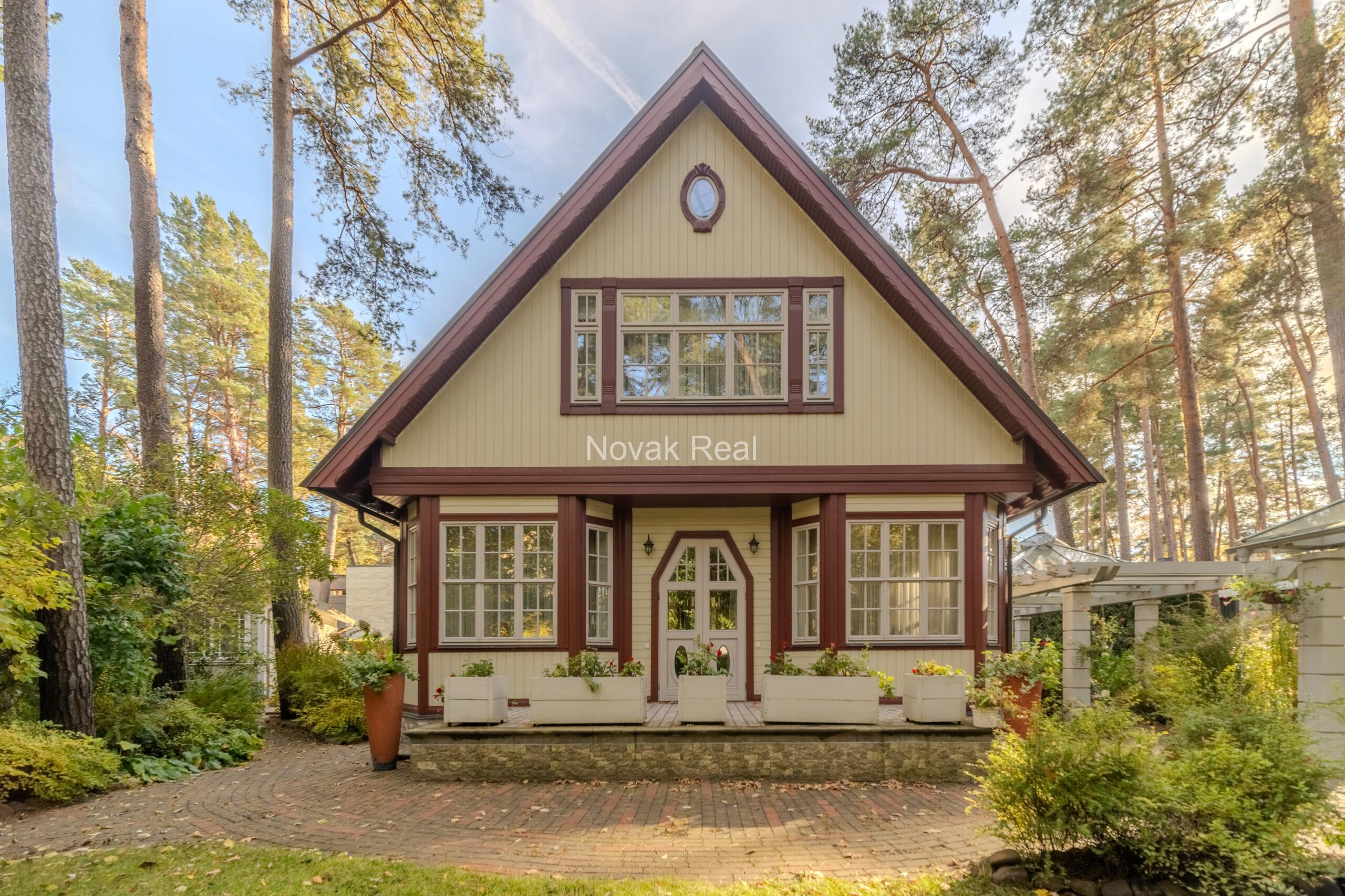 Vintage house for rent in Jurmala, Dzintari