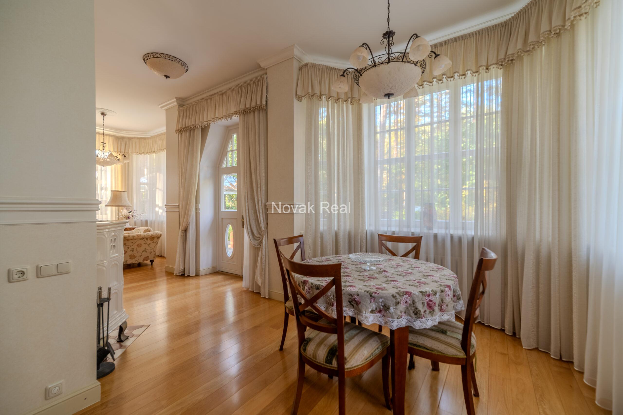 Vintage house for rent in Jurmala, Dzintari