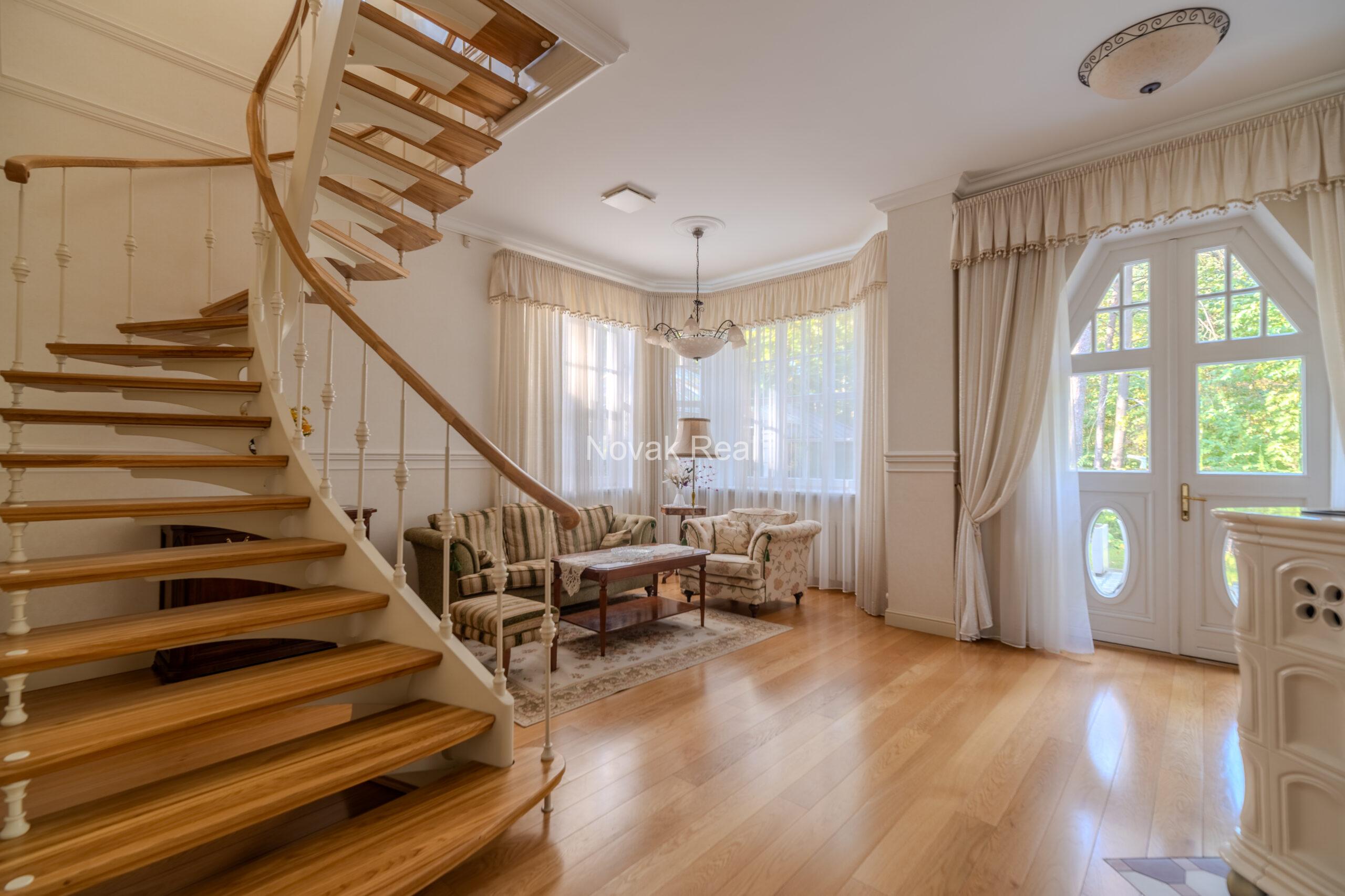 Vintage house for rent in Jurmala, Dzintari