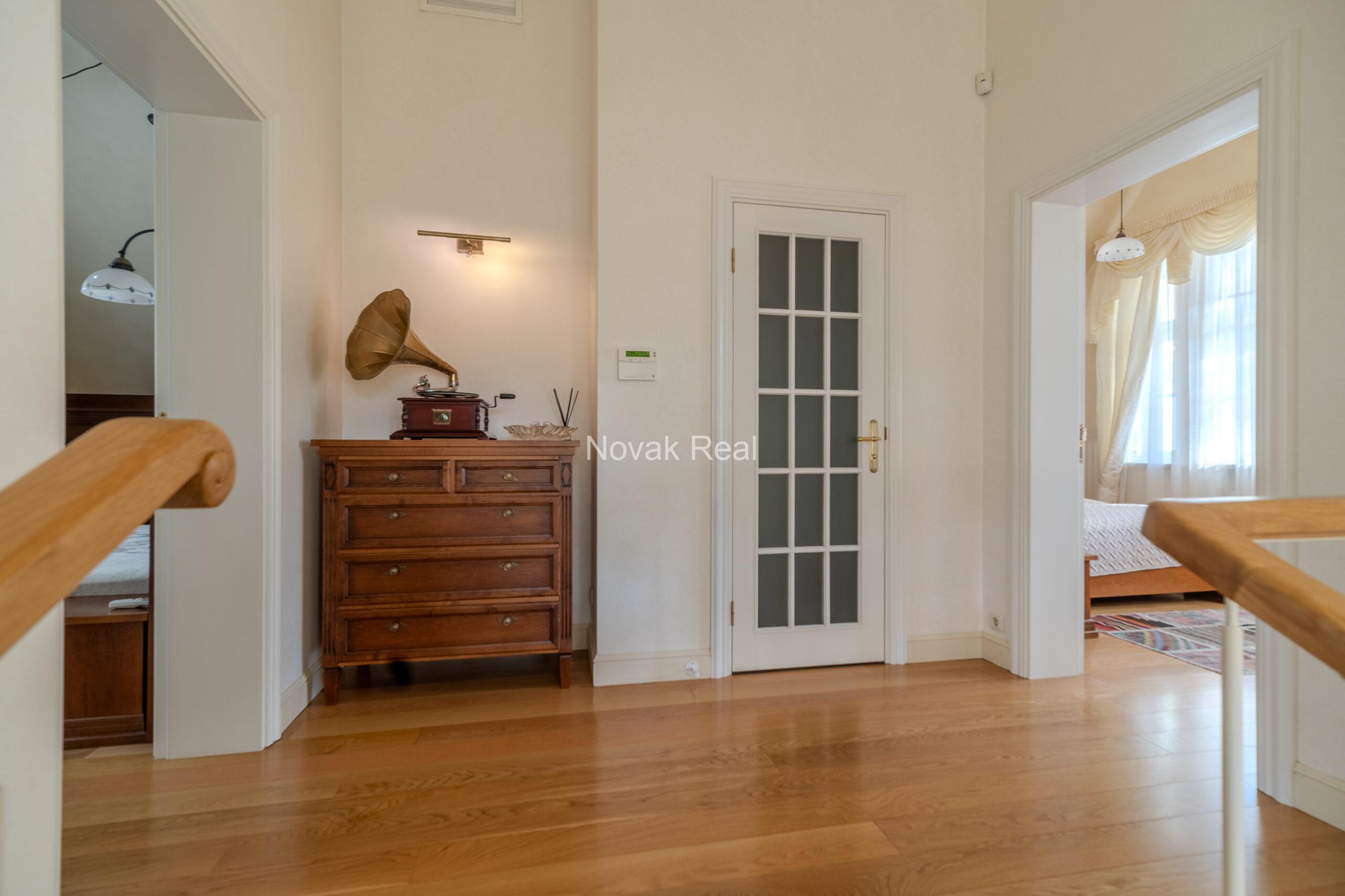 Vintage house for rent in Jurmala, Dzintari