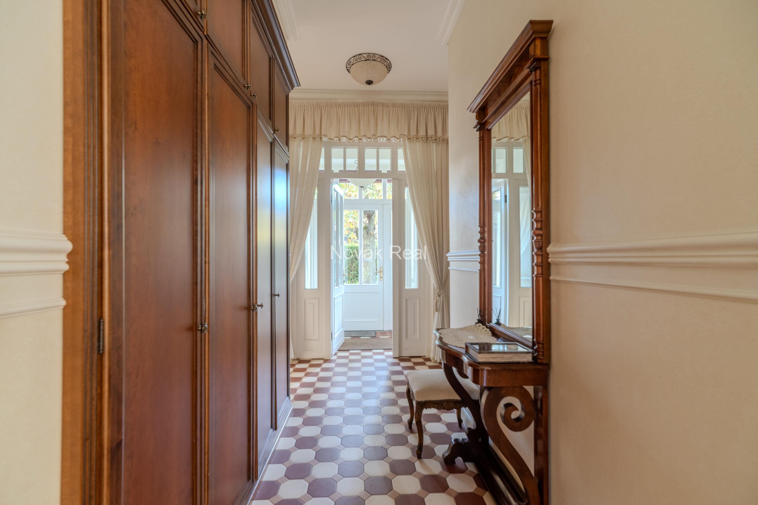 Vintage house for rent in Jurmala, Dzintari