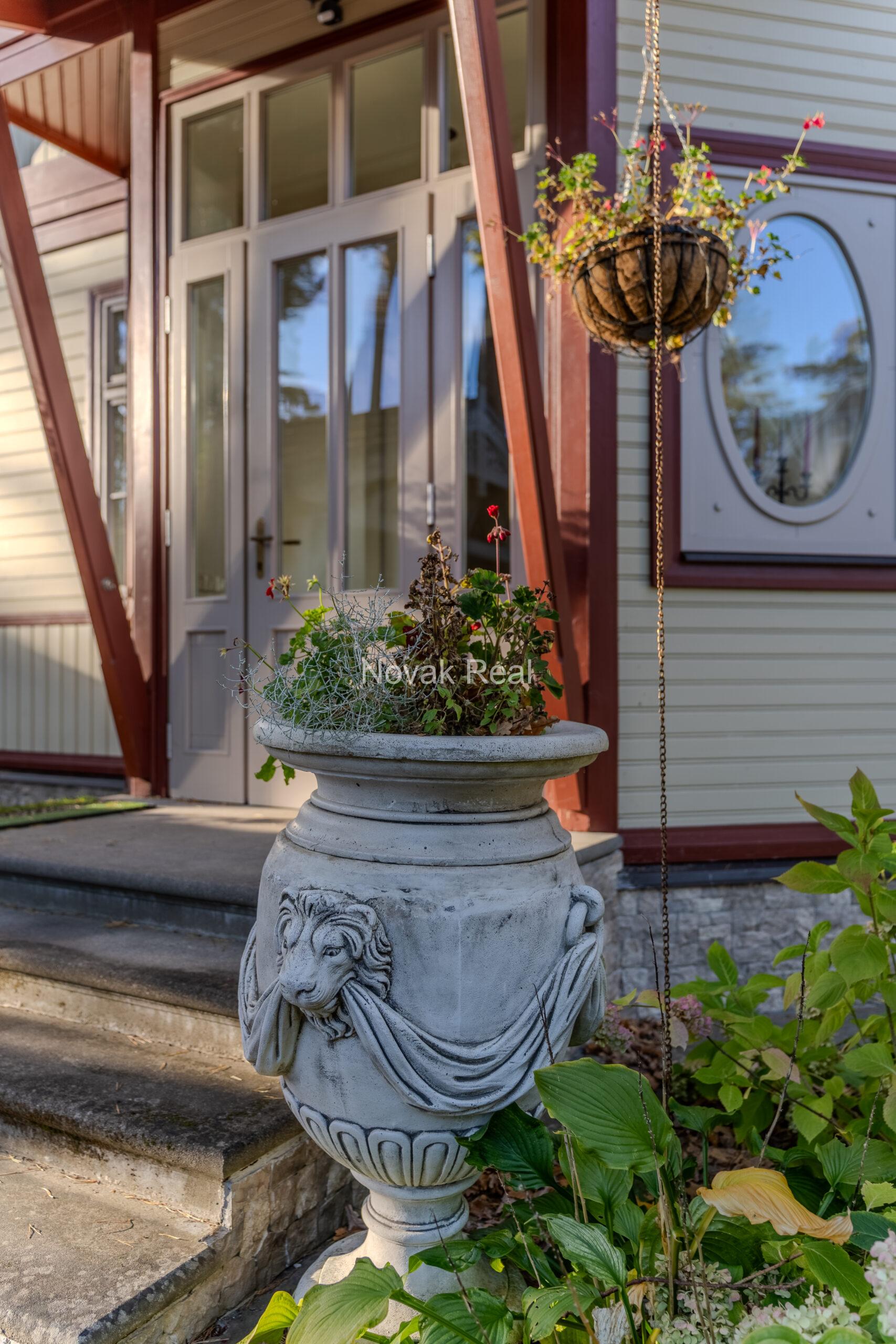 Vintage house for rent in Jurmala, Dzintari