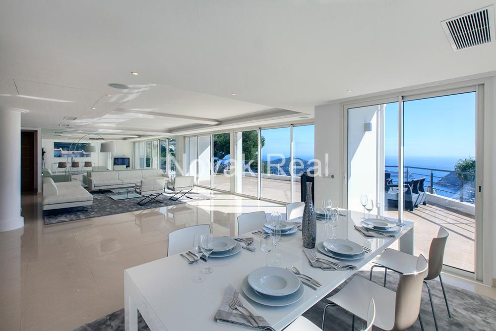 7C640CD8-2AE9-46C2-94A2-56567858486D