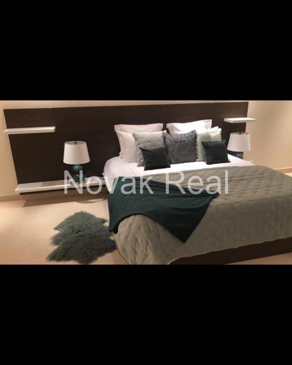 EC771969-41E2-402E-BBB7-395992D6190E