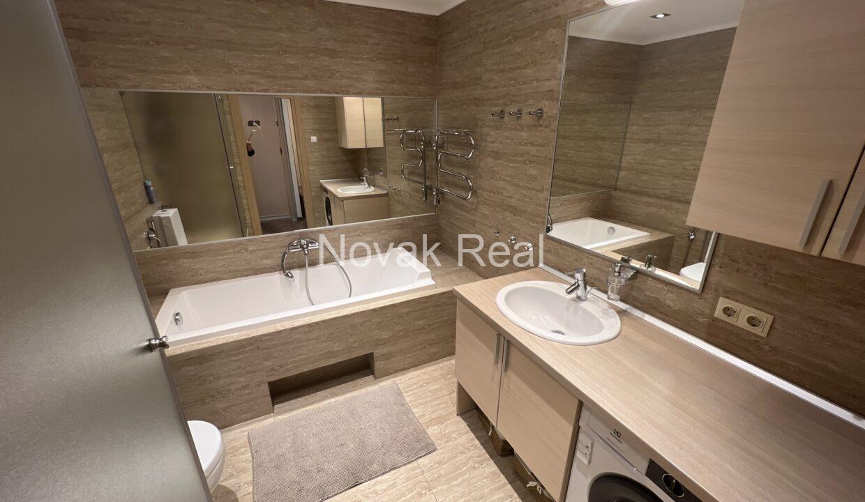 DJI_20220512_170226_218