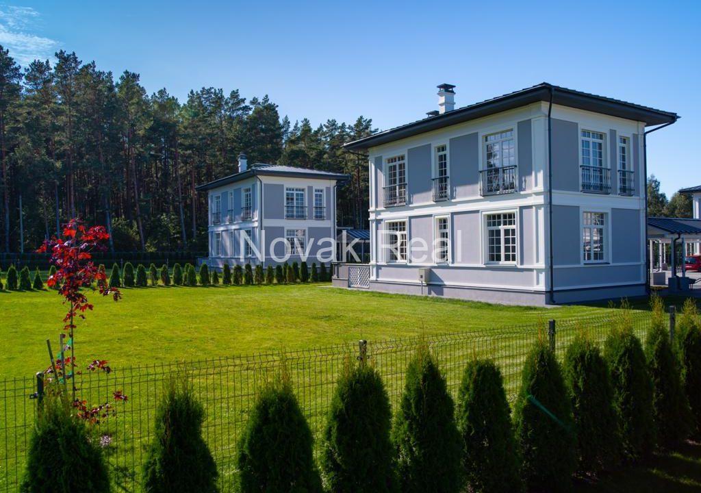 4FD4D279-93A1-4F9F-A0E7-B478D084543F