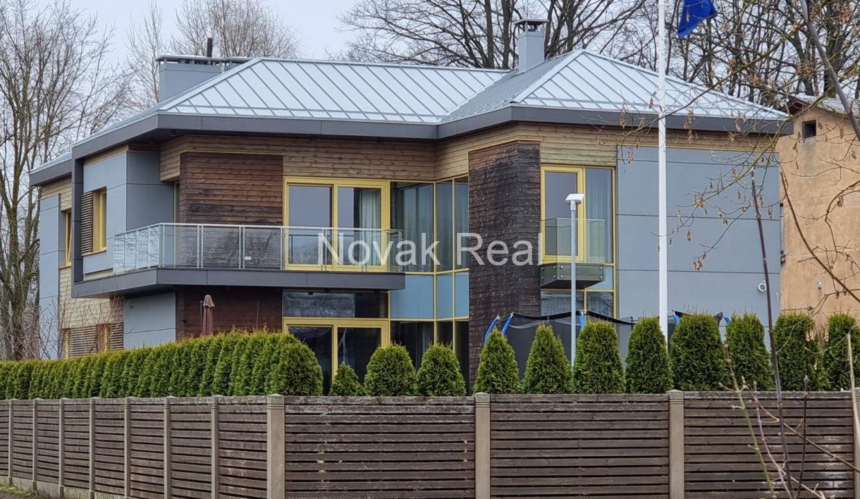 55801E4F-D273-4004-9618-DAEE7CC269C7