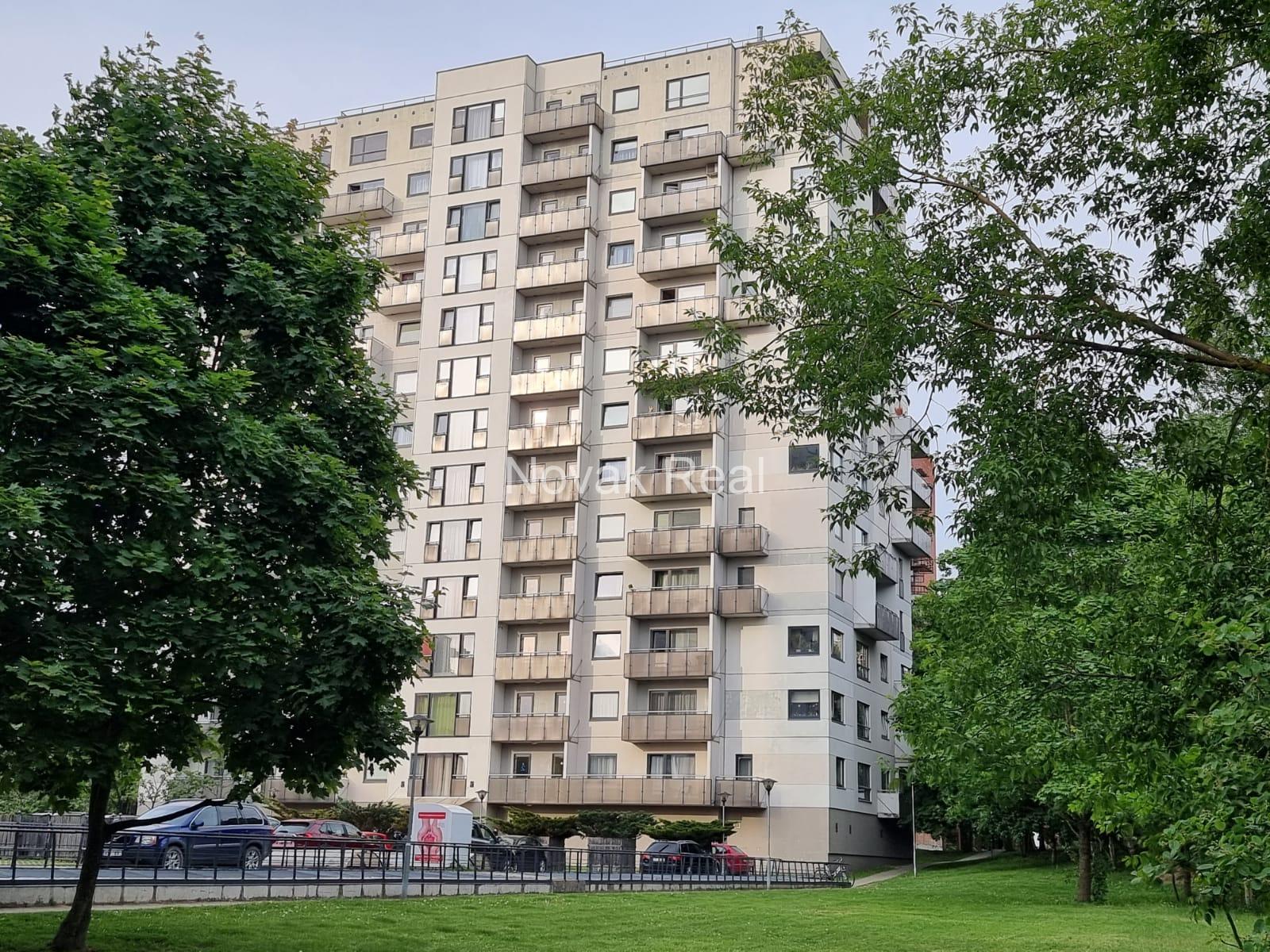 Pārdod gaišu, mājīgu 4 istabu dzīvokli