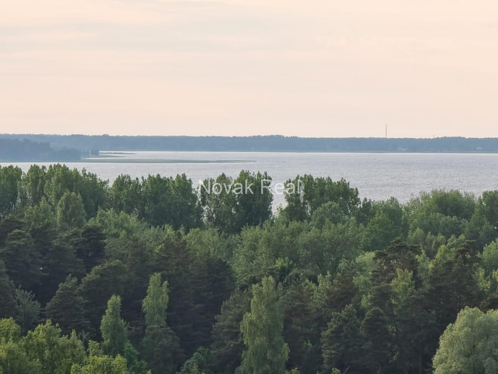 Pārdod gaišu, mājīgu 4 istabu dzīvokli