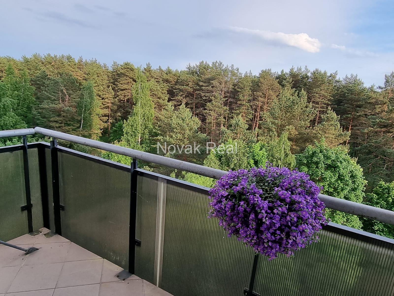 Pārdod gaišu, mājīgu 4 istabu dzīvokli
