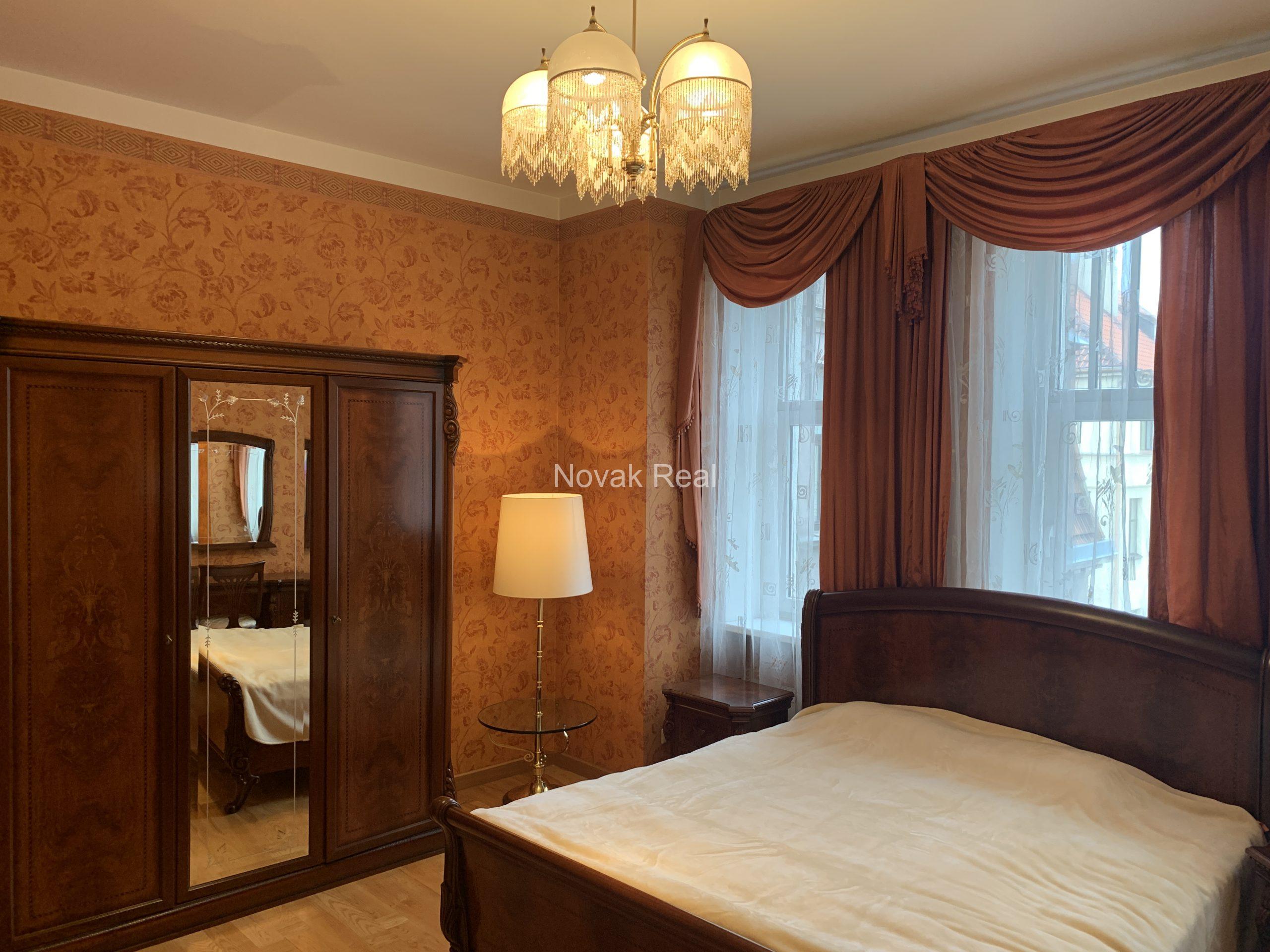 A spacious apartment to rent in a quiet city centre