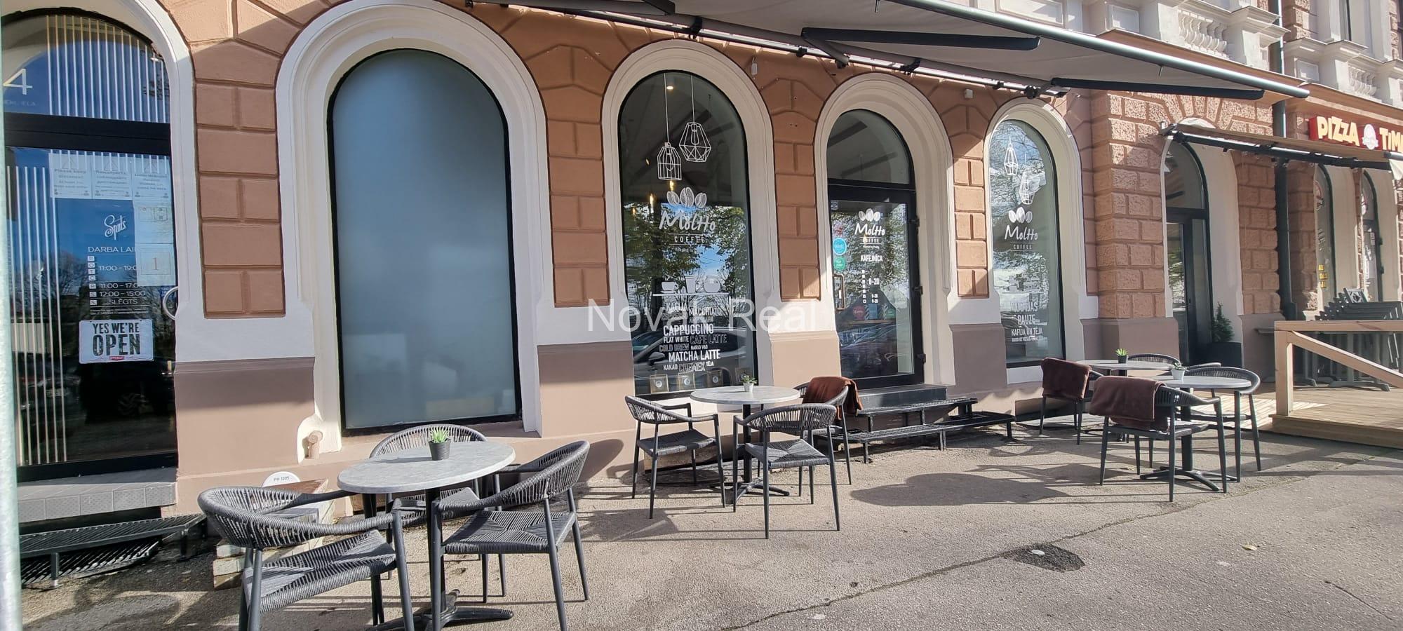 A penthouse of 340 m² in the Old Town is available for long-term rent and for sale