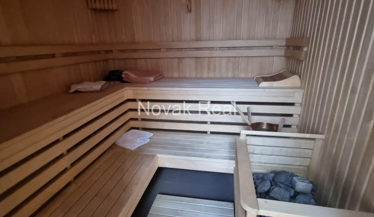 5d3cdd15-5d5f-4276-9c49-a580bd8eb033