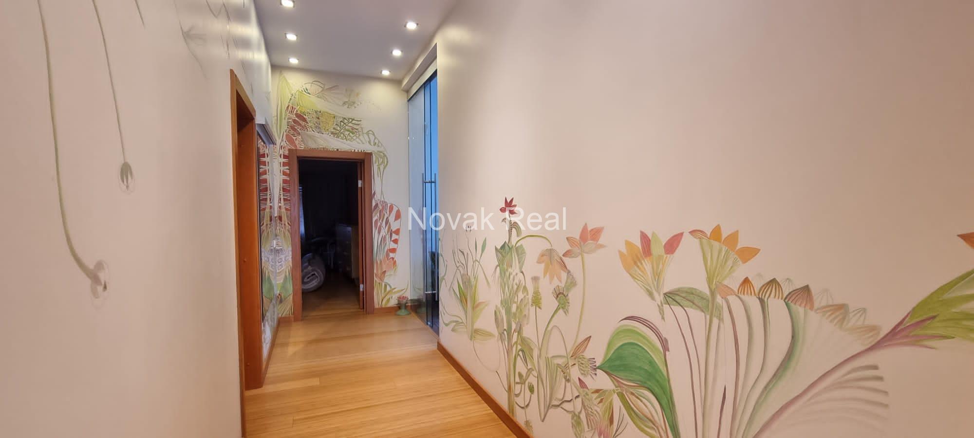 A penthouse of 340 m² in the Old Town is available for long-term rent and for sale