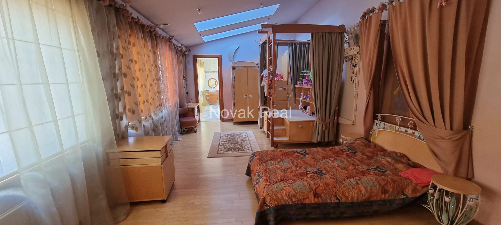 A penthouse of 340 m² in the Old Town is available for long-term rent and for sale
