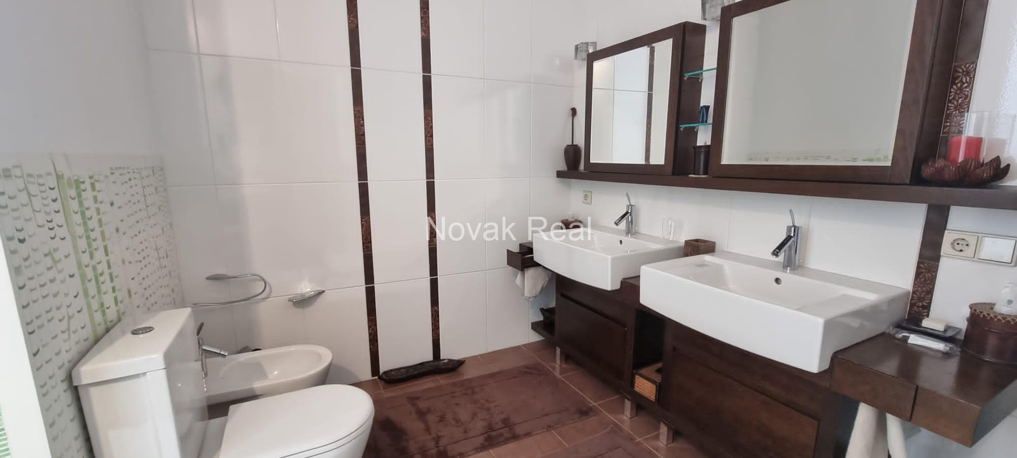 A penthouse of 340 m² in the Old Town is available for long-term rent and for sale