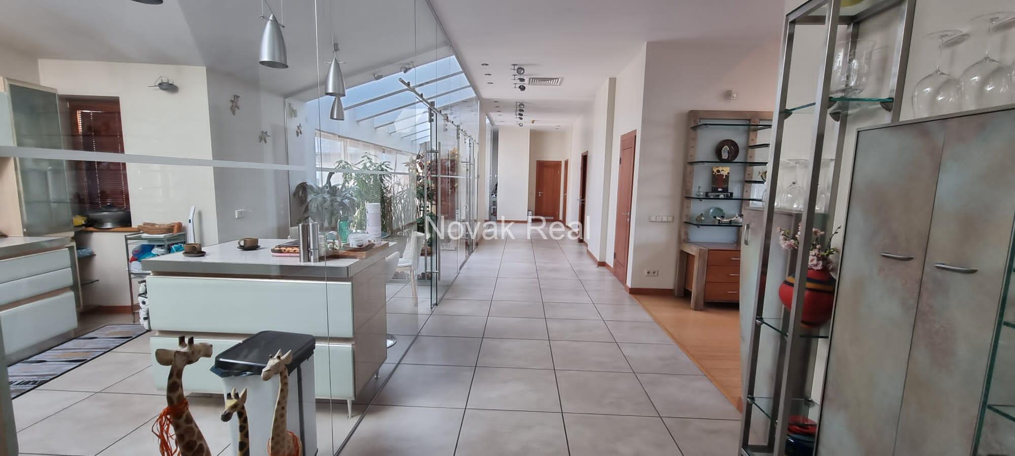 A penthouse of 340 m² in the Old Town is available for long-term rent and for sale