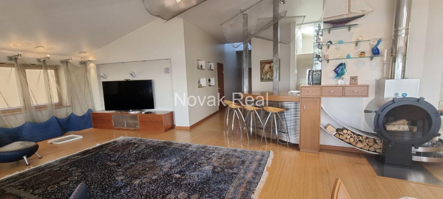 A penthouse of 340 m² in the Old Town is available for long-term rent and for sale