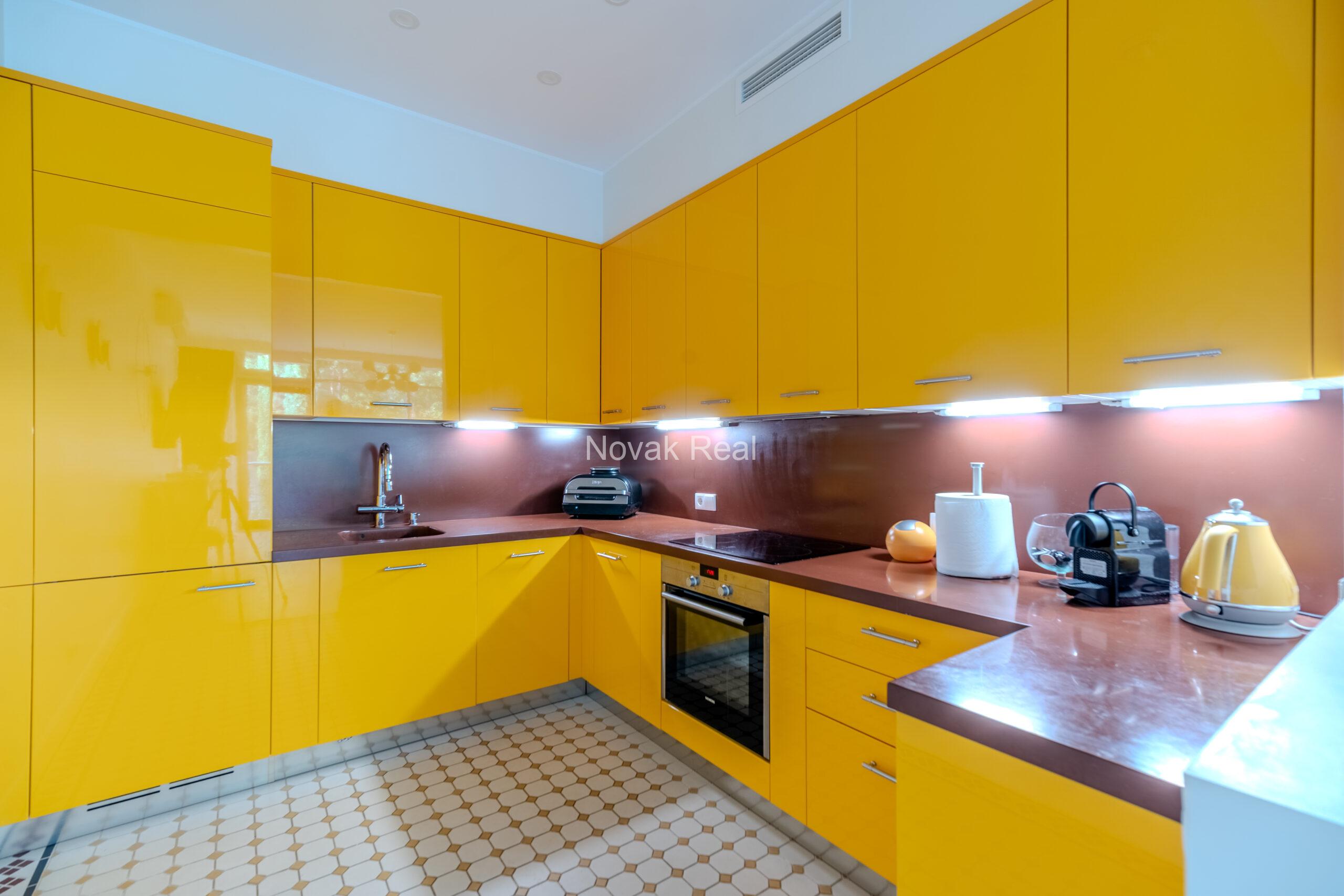 Apartments for rent in Jurmala from October 10 to May 30, in the prestigious project “Jūras Vilnis”.