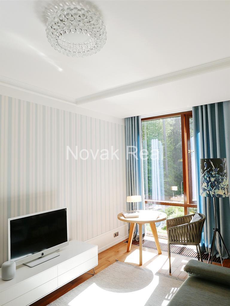 An apartment for rent near the beach, located in the quietest part of Dzintaru Avenue