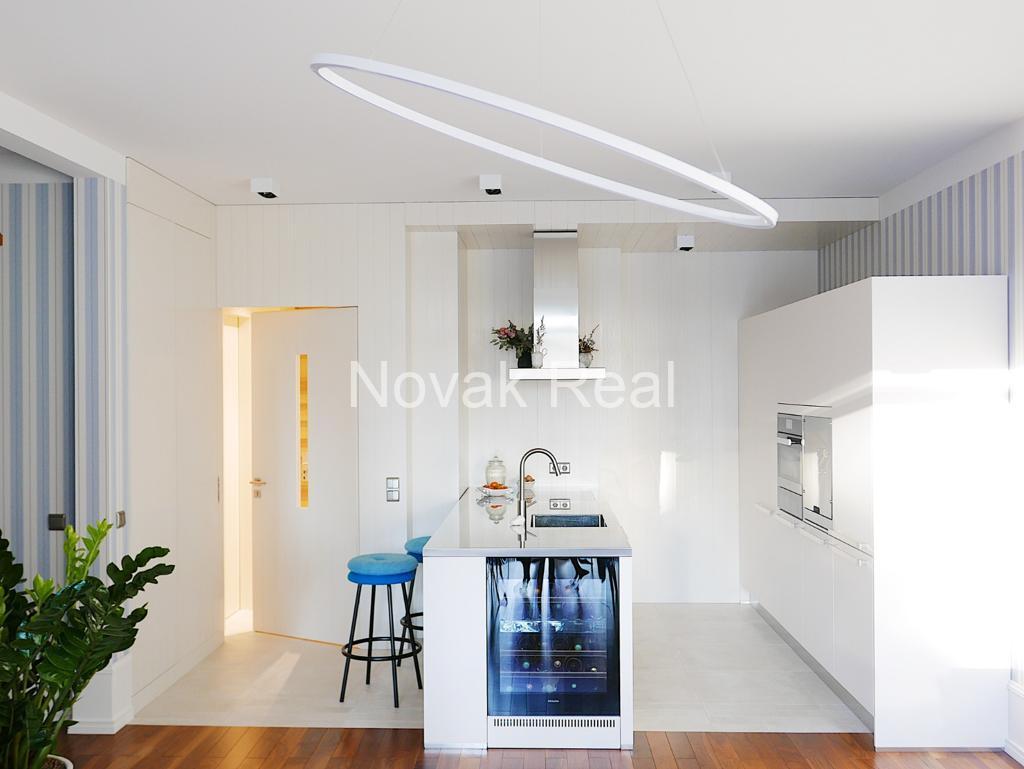 An apartment for rent near the beach, located in the quietest part of Dzintaru Avenue