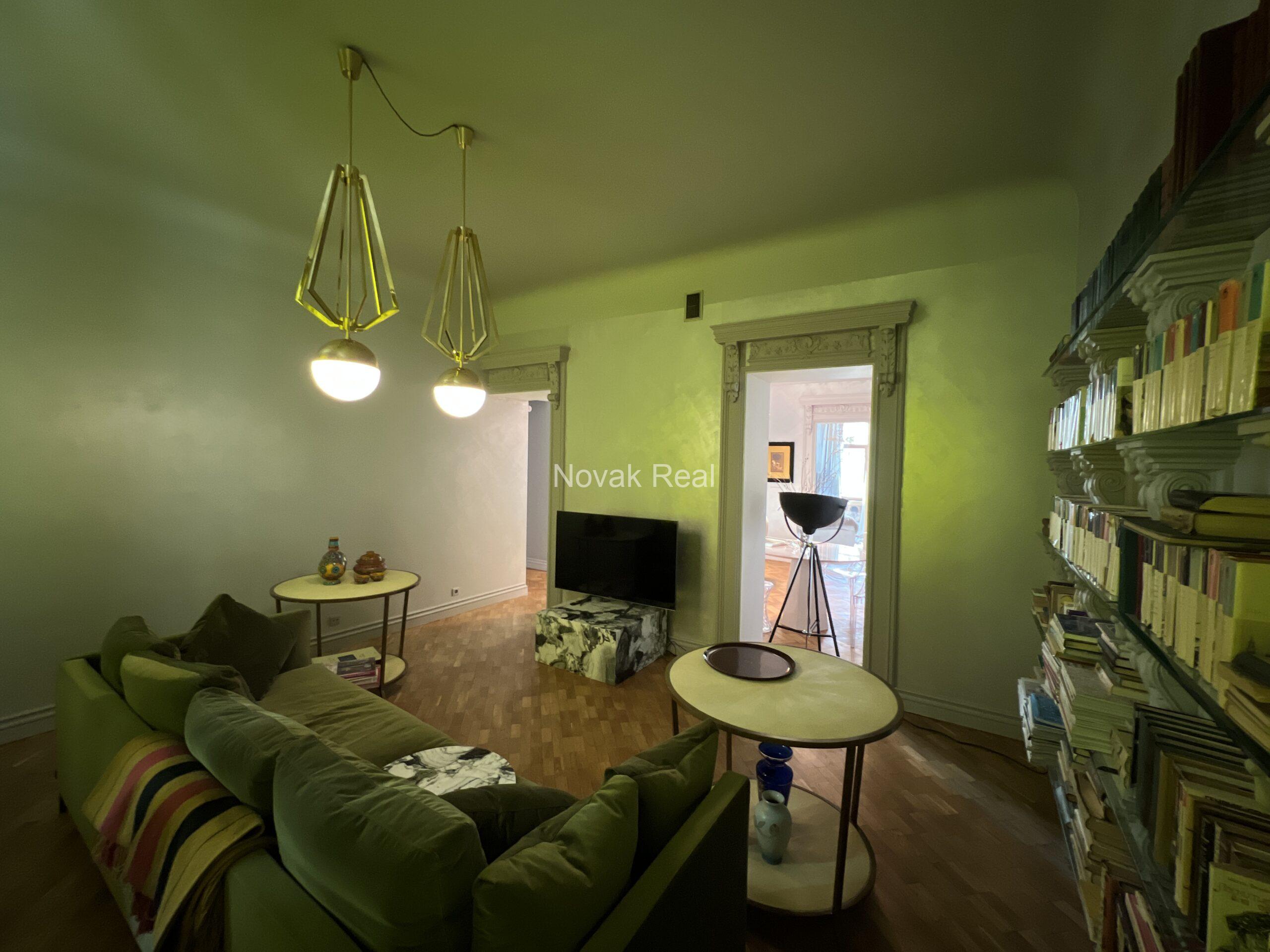 A unique apartment in a quiet part of the city centre, in a completely renovated house