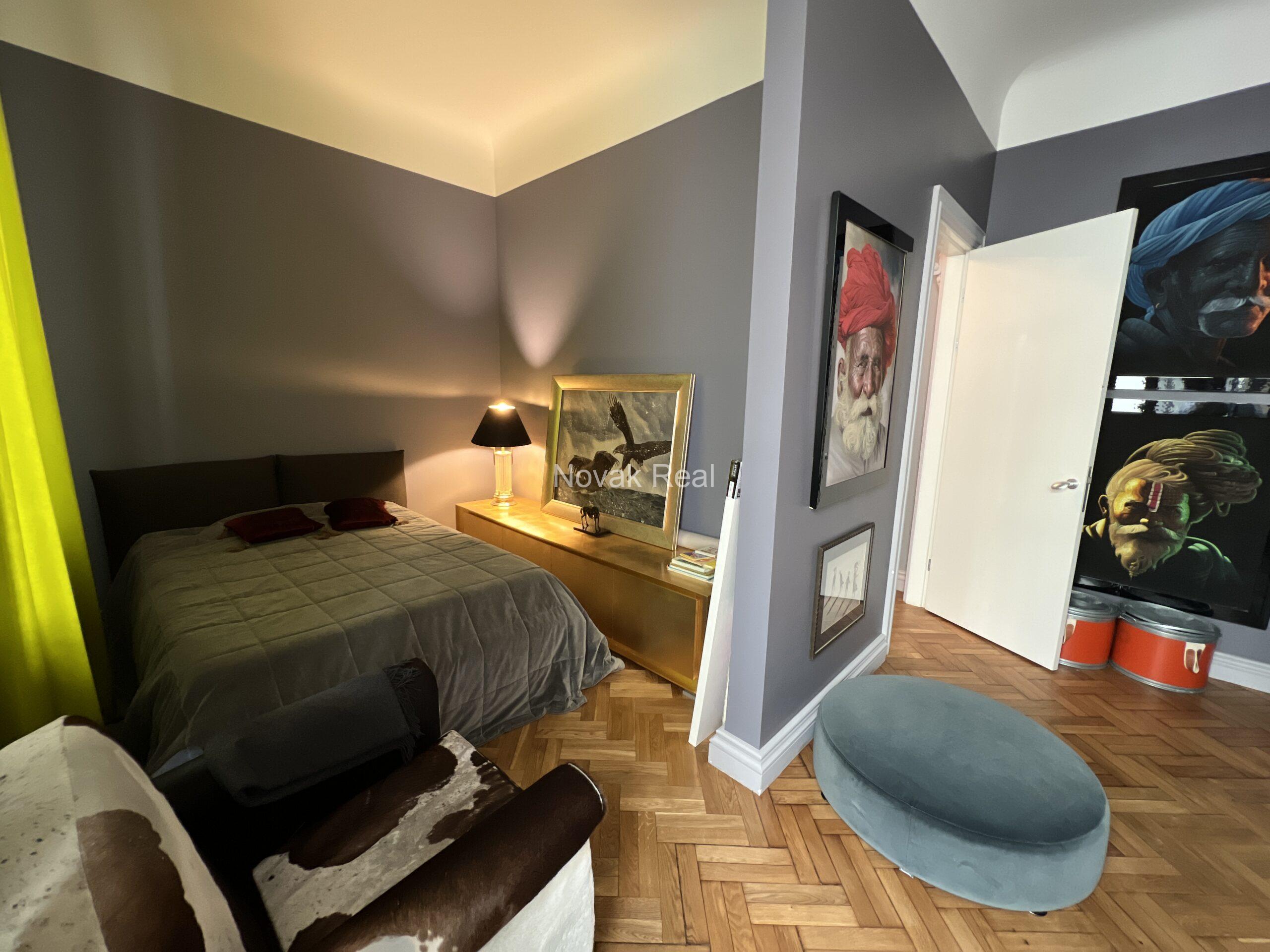 A unique apartment in a quiet part of the city centre, in a completely renovated house