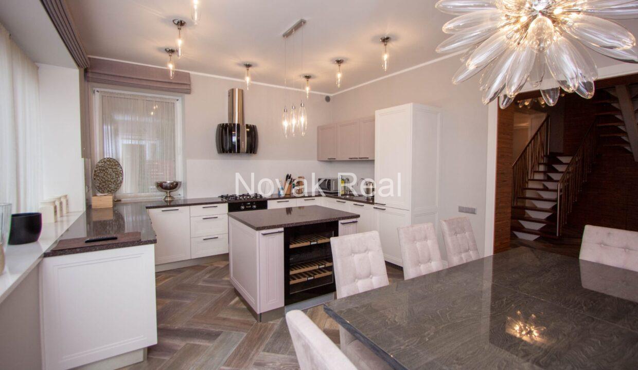 WhatsApp Image 2022-05-12 at 8.39.54 AM