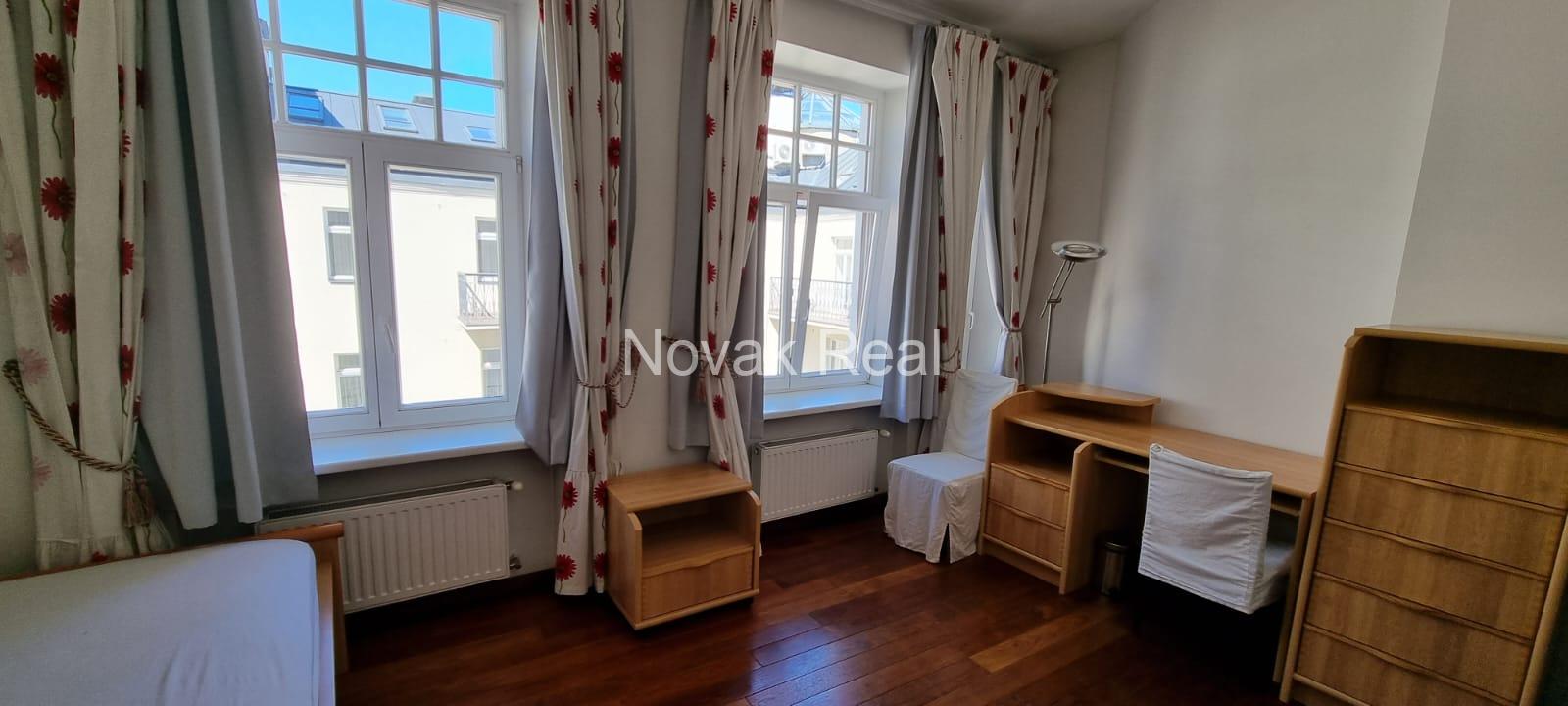 A great bright apartment for rent in the Quiet city centre